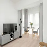 Apartament Minimalist Wojciechowskiego With Parking In By Renters