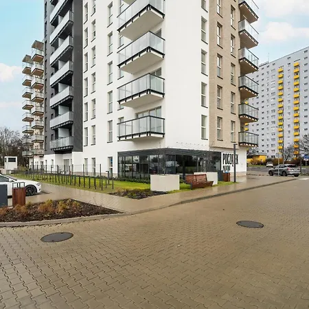 Minimalist Wojciechowskiego With Parking In By Renters アパート