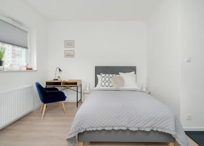 Minimalist Wojciechowskiego With Parking In By Renters *