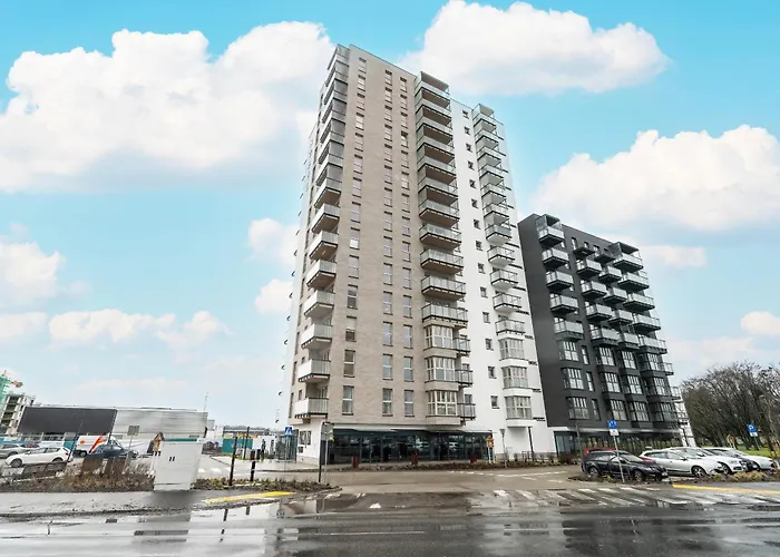 Minimalist Wojciechowskiego With Parking In By Renters アパート *